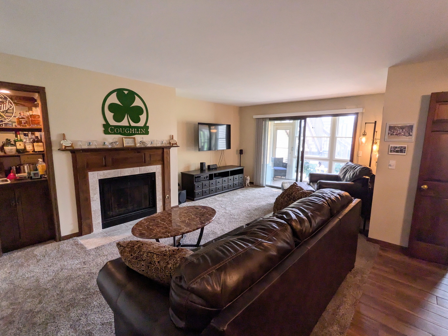 411 Dunham Place 411