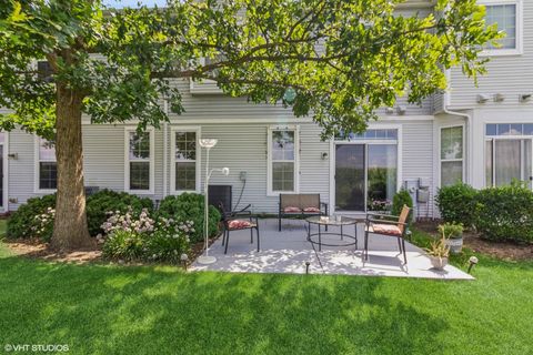 Tiny photo for 181 Willoughby Court #B, Yorkville, IL 60560 (MLS # 12505169)