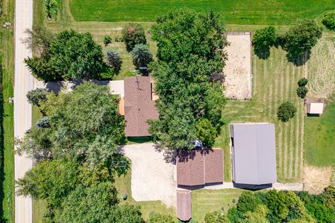 Tiny photo for 4015 Sunnyside Road, Woodstock, IL 60098 (MLS # 12489749)