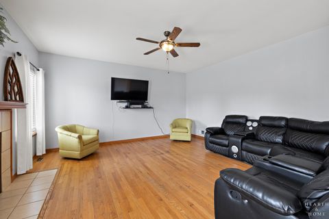 Tiny photo for 2039 Greenview Drive, Woodstock, IL 60098 (MLS # 12632698)