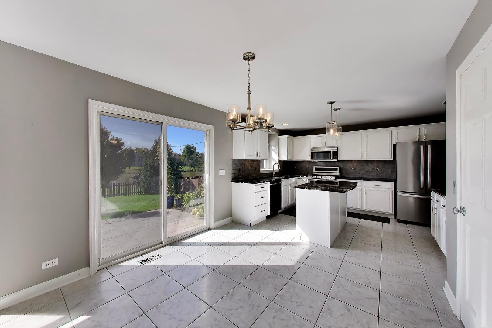 2767 Freeland Circle