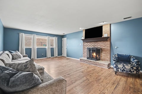 Tiny photo for 16306 Bormet Drive, Tinley Park, IL 60477 (MLS # 12793667)