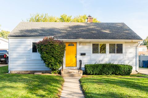 Tiny photo for 213 May Street, Bensenville, IL 60106 (MLS # 12501798)