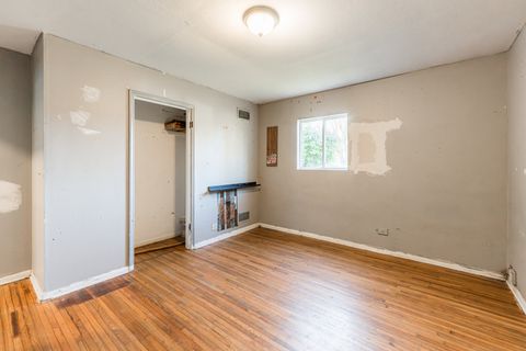 Tiny photo for 213 May Street, Bensenville, IL 60106 (MLS # 12501798)