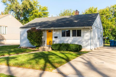 Photo of 213 May Street, Bensenville, IL 60106 (MLS # 12501798) Photo of 213 May Street, Bensenville, IL 60106 (MLS # 12501798)