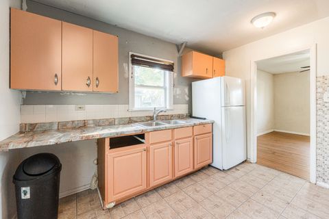 Tiny photo for 213 May Street, Bensenville, IL 60106 (MLS # 12501798)