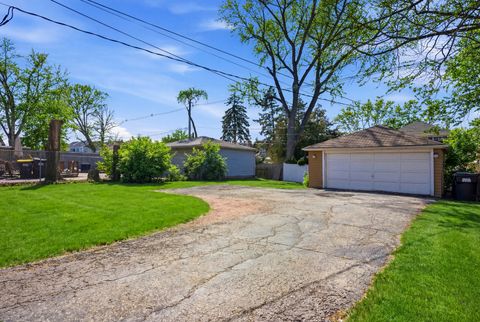 Tiny photo for 830 S La Grange Road, La Grange, IL 60525 (MLS # 12586476)