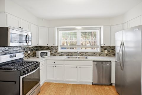 Tiny photo for 830 S La Grange Road, La Grange, IL 60525 (MLS # 12586476)