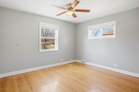 Tiny photo for 830 S La Grange Road, La Grange, IL 60525 (MLS # 12586476)