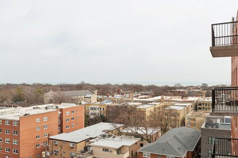 Tiny photo for 515 MAIN Street #802, Evanston, IL 60202 (MLS # 12598656)