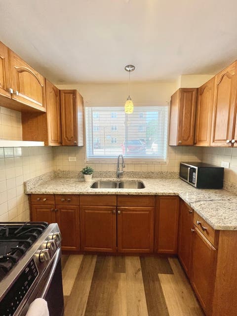 Tiny photo for 6146 N Damen Avenue #GH, Chicago, IL 60659 (MLS # 12592303)