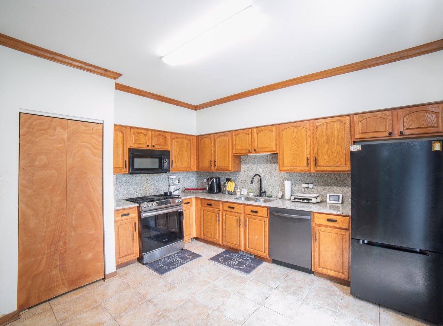 1441 Levato Lane