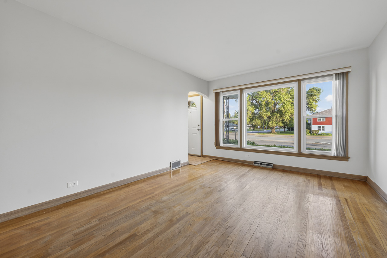 4618 W 87th Street