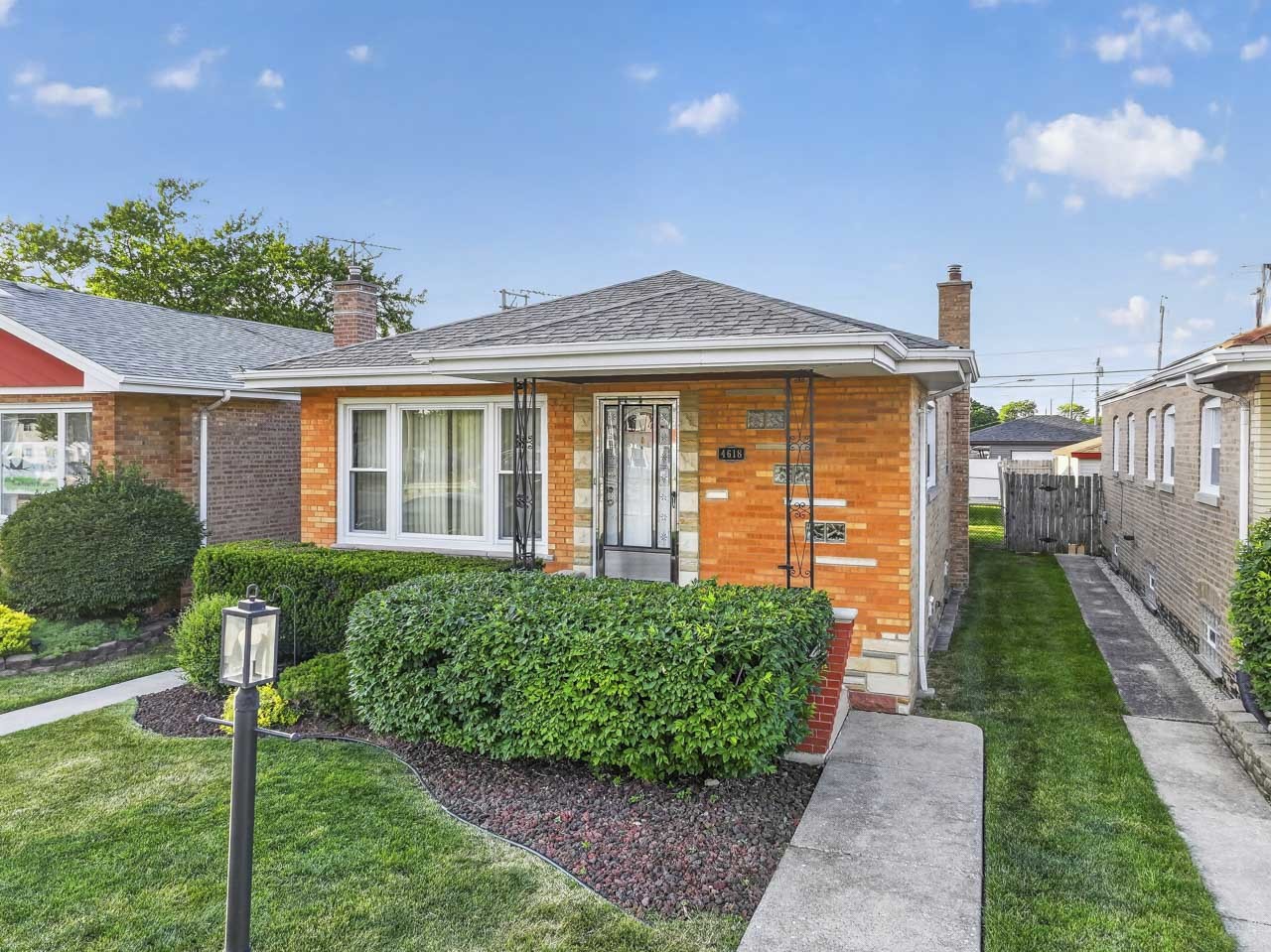 4618 W 87th Street