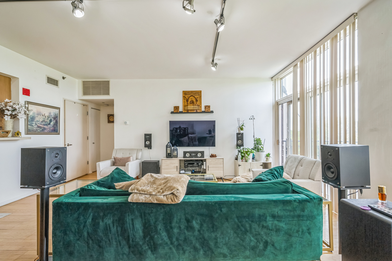 61 W 15th Street 407