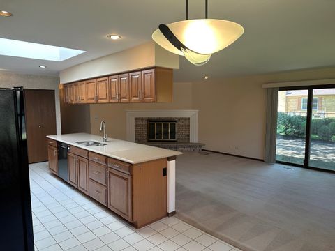 Tiny photo for 214 S Walnut Lane, Schaumburg, IL 60193 (MLS # 12667762)