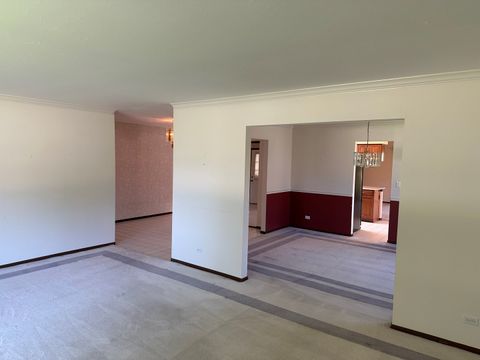 Tiny photo for 214 S Walnut Lane, Schaumburg, IL 60193 (MLS # 12667762)