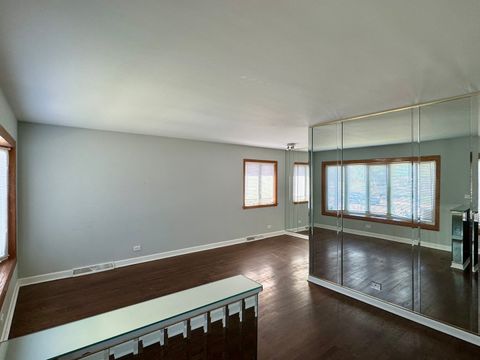 Tiny photo for 3107 W Howard Street, Chicago, IL 60645 (MLS # 12654195)