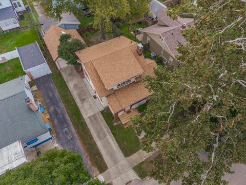 Tiny photo for 510 Kreitzer Avenue, Bloomington, IL 61701 (MLS # 12775083)
