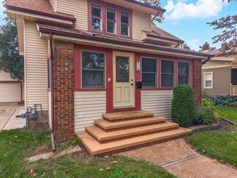 Tiny photo for 510 Kreitzer Avenue, Bloomington, IL 61701 (MLS # 12775083)