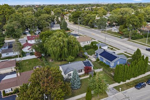 Tiny photo for 5610 W 85th Street, Burbank, IL 60459 (MLS # 12476004)