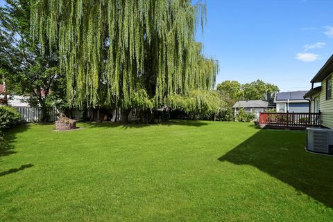 Tiny photo for 5610 W 85th Street, Burbank, IL 60459 (MLS # 12476004)