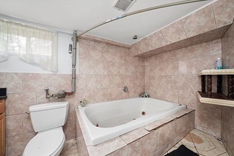 Tiny photo for 5610 W 85th Street, Burbank, IL 60459 (MLS # 12476004)