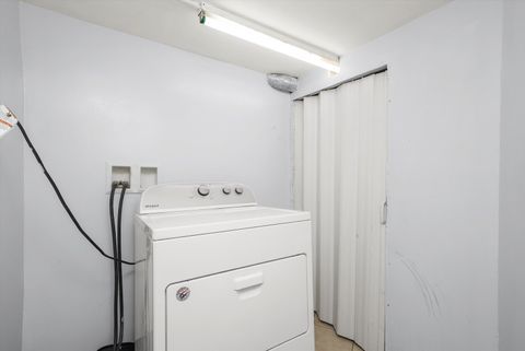 Tiny photo for 5610 W 85th Street, Burbank, IL 60459 (MLS # 12476004)