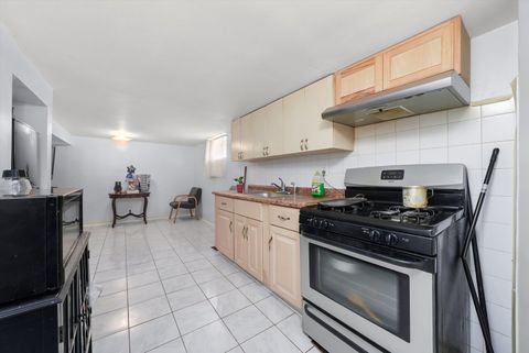 Tiny photo for 5610 W 85th Street, Burbank, IL 60459 (MLS # 12476004)