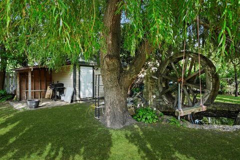 Tiny photo for 5610 W 85th Street, Burbank, IL 60459 (MLS # 12476004)