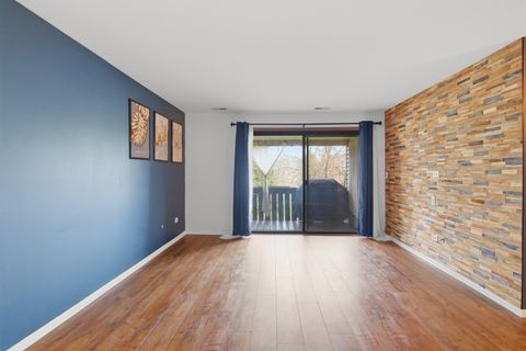 Tiny photo for 871 Cross Creek Court #C3, Roselle, IL 60172 (MLS # 12619768)