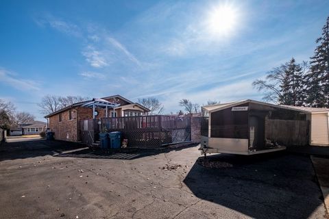 Tiny photo for 14144 Kilpatrick Avenue, Crestwood, IL 60418 (MLS # 12572179)