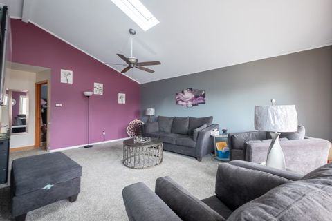 Tiny photo for 14144 Kilpatrick Avenue, Crestwood, IL 60418 (MLS # 12572179)