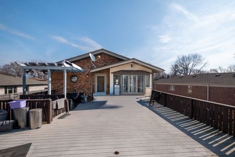 Tiny photo for 14144 Kilpatrick Avenue, Crestwood, IL 60418 (MLS # 12572179)