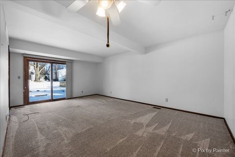 Tiny photo for 55 Duxbury Lane, Cary, IL 60013 (MLS # 12559401)