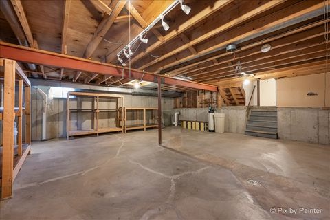 Tiny photo for 55 Duxbury Lane, Cary, IL 60013 (MLS # 12559401)