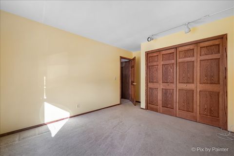 Tiny photo for 55 Duxbury Lane, Cary, IL 60013 (MLS # 12559401)