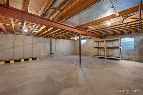 Tiny photo for 55 Duxbury Lane, Cary, IL 60013 (MLS # 12559401)