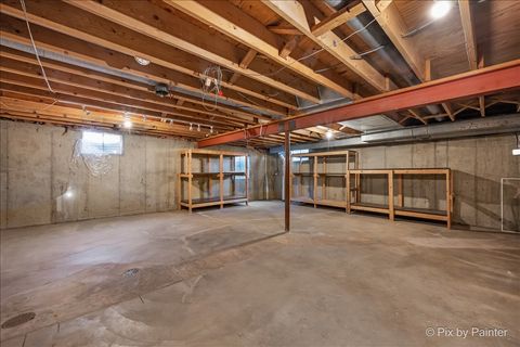 Tiny photo for 55 Duxbury Lane, Cary, IL 60013 (MLS # 12559401)