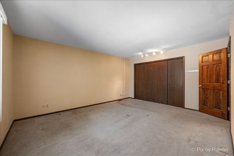 Tiny photo for 55 Duxbury Lane, Cary, IL 60013 (MLS # 12559401)