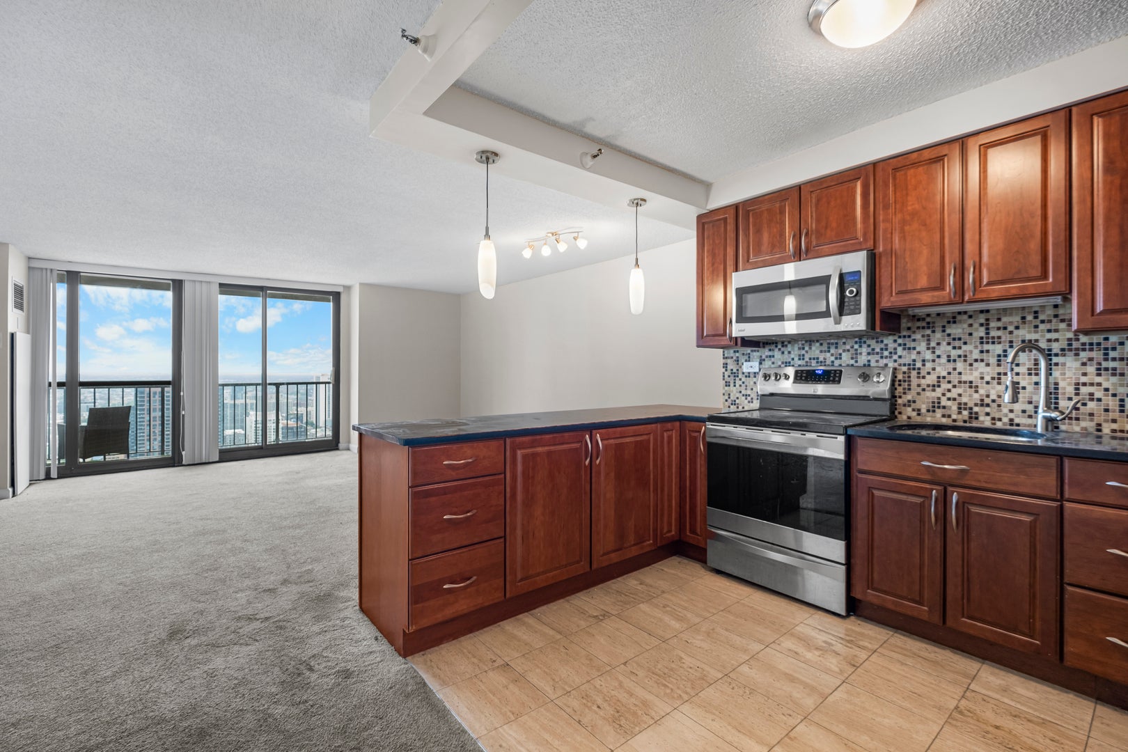10 E Ontario Street 4705