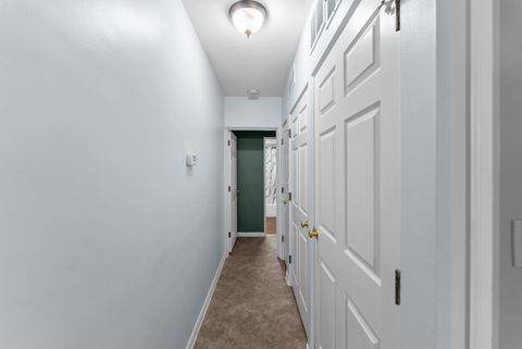 Tiny photo for 1104 Kimberly Road #1104, Bettendorf, IA 52722 (MLS # 12705980)