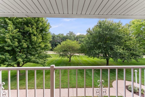 Tiny photo for 1104 Kimberly Road #1104, Bettendorf, IA 52722 (MLS # 12705980)