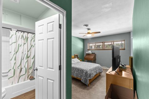 Tiny photo for 1104 Kimberly Road #1104, Bettendorf, IA 52722 (MLS # 12705980)