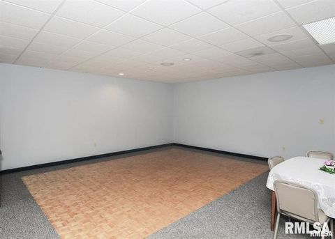 Tiny photo for 1104 Kimberly Road #1104, Bettendorf, IA 52722 (MLS # 12705980)