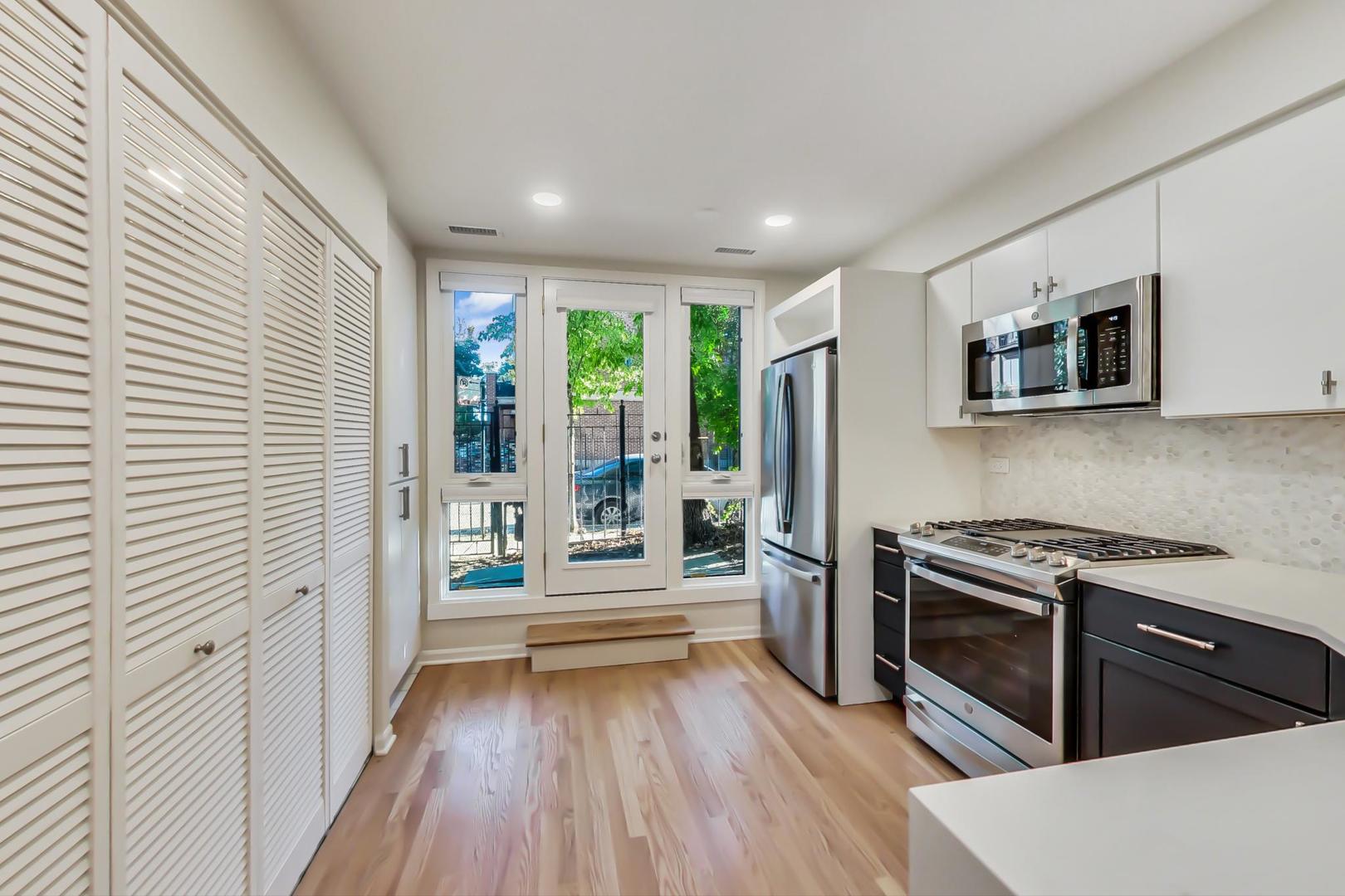 20 W 15th Street B