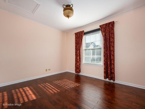 Tiny photo for Lake Bluff, IL 60044 (MLS # 12518129)