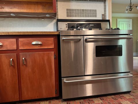Tiny photo for 100 E Miller Avenue, Hinckley, IL 60520 (MLS # 12672988)