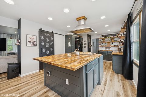 Tiny photo for 871 Hickman Lane, Woodstock, IL 60098 (MLS # 12356139)