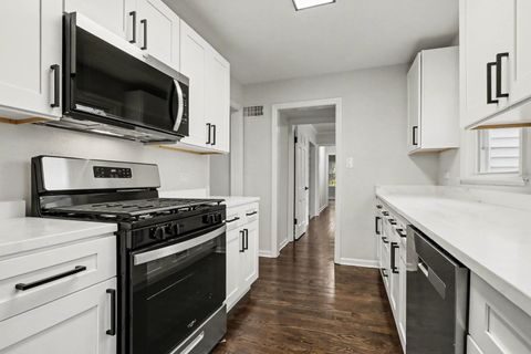 Tiny photo for 808 Sterling Avenue, Flossmoor, IL 60422 (MLS # 12607573)